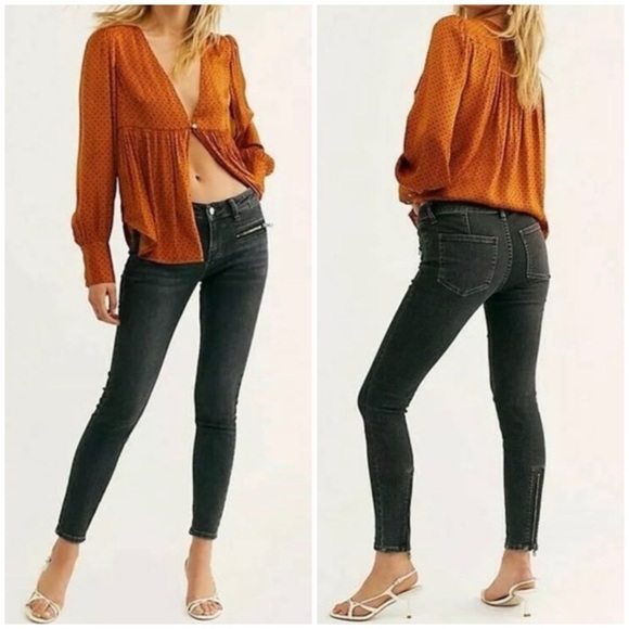 FREE PEOPLE Jet Low Rise Skinny Jeans in Galaxy Black - Picture 1 of 8